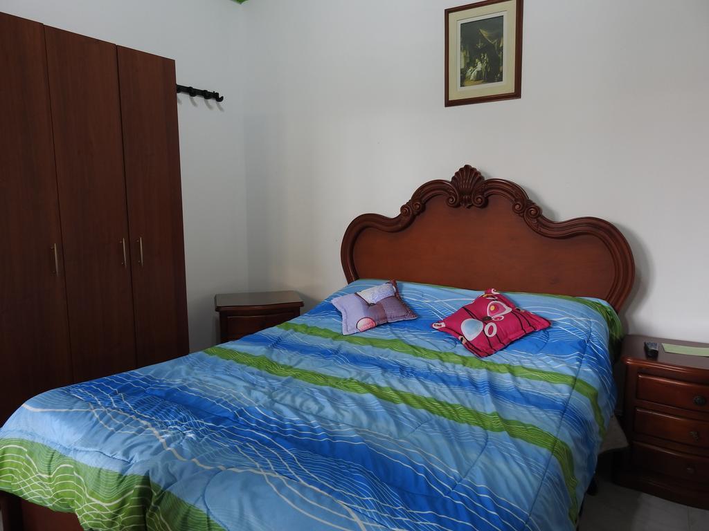 Hostal La Sultana 산타 로사 데 카발 외부 사진