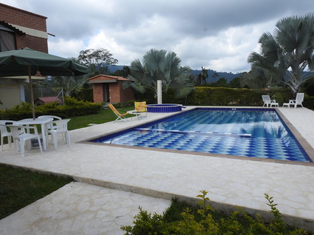 Hostal La Sultana 산타 로사 데 카발 외부 사진